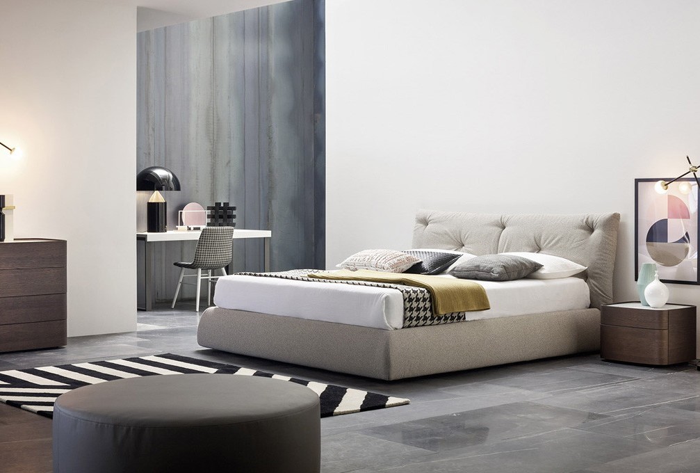 Letto matrimoniale imbottito  modello Modo 